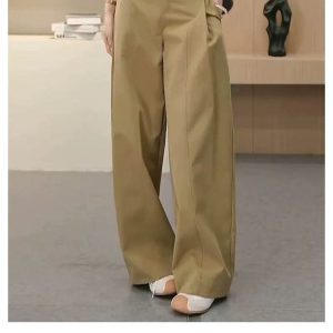 Wide-Leg Trousers (Plus Size)